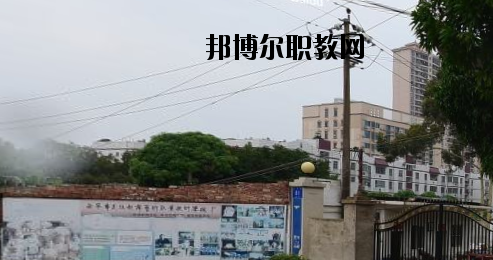 南寧民族歌舞藝術(shù)職業(yè)技術(shù)學校怎么樣、好不好