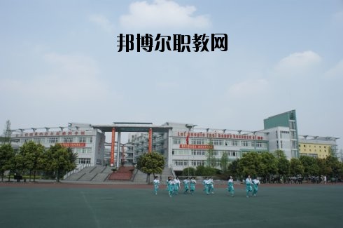 成都武侯高新職業(yè)技術(shù)學(xué)校2020年報(bào)名條件、招生要求、招生對(duì)象