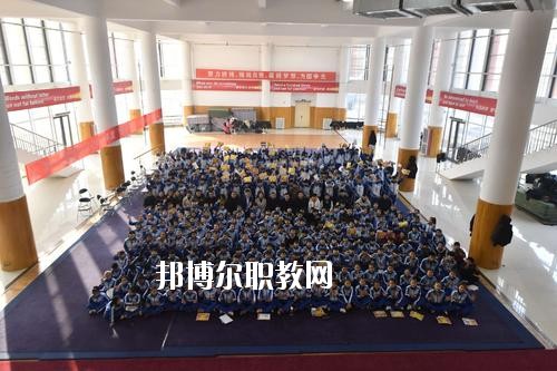 許昌體育運動學(xué)校2021年報名條件、招生要求、招生對象