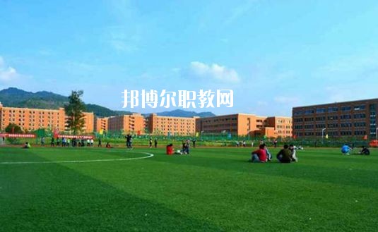 漯河市第二中等專業(yè)學(xué)校2021年報(bào)名條件、招生要求、招生對象