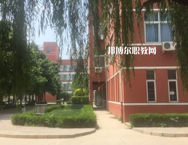 衡水兆華科技中等專業(yè)學校怎么樣、好不好