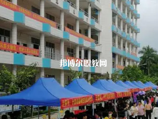 信宜丁堡高級職業(yè)技術學校2022年招生錄取分數(shù)線