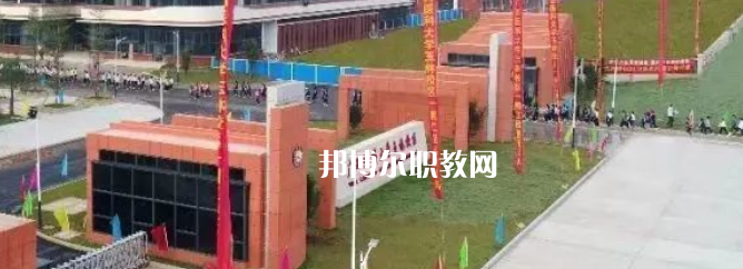 廣西醫(yī)科大學(xué)附設(shè)玉林衛(wèi)生學(xué)校2022年地址在哪里