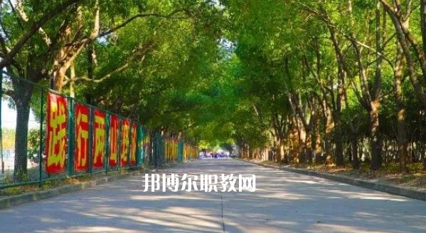 2023安吉上墅私立職業(yè)高級中學(xué)多少錢 安吉上墅私立職業(yè)高級中學(xué)各專業(yè)學(xué)費(fèi)收費(fèi)標(biāo)準(zhǔn)