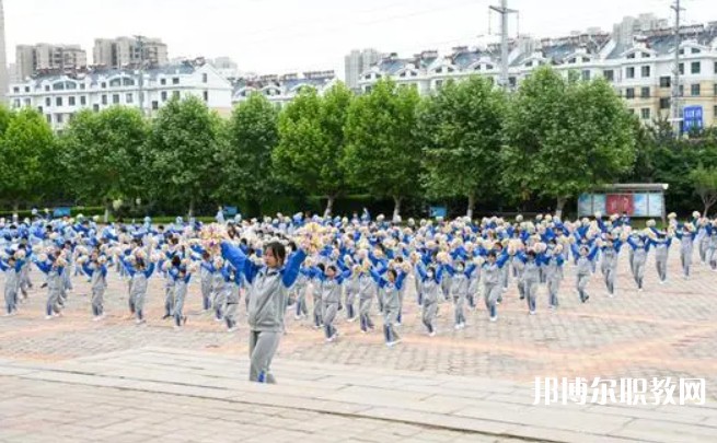 青島西海岸新區(qū)黃海職業(yè)學(xué)校怎么樣、好不好